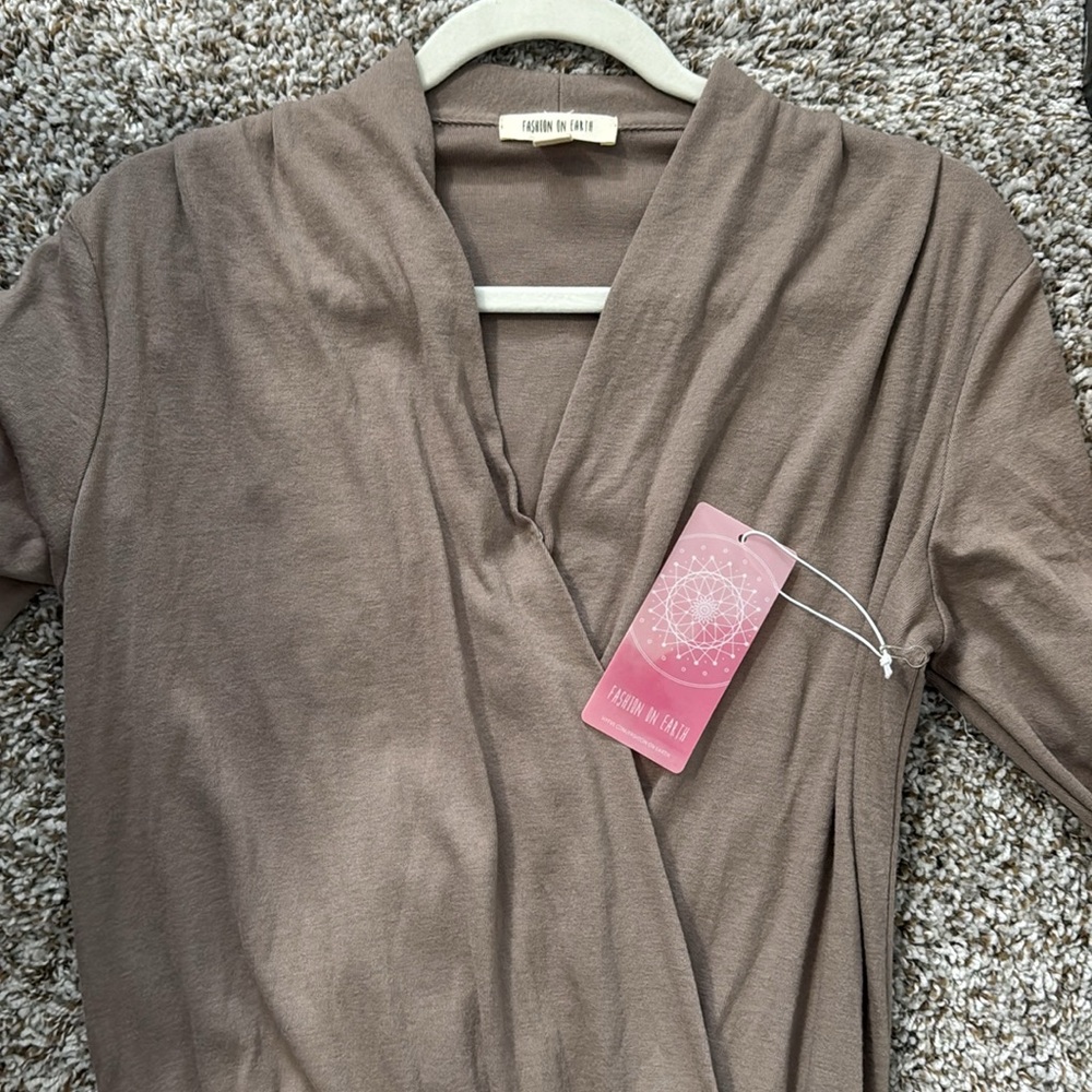NanaMacs Fashion on Earth hello darling jumpsuit (tan) SMALL - Picture 4 of 13